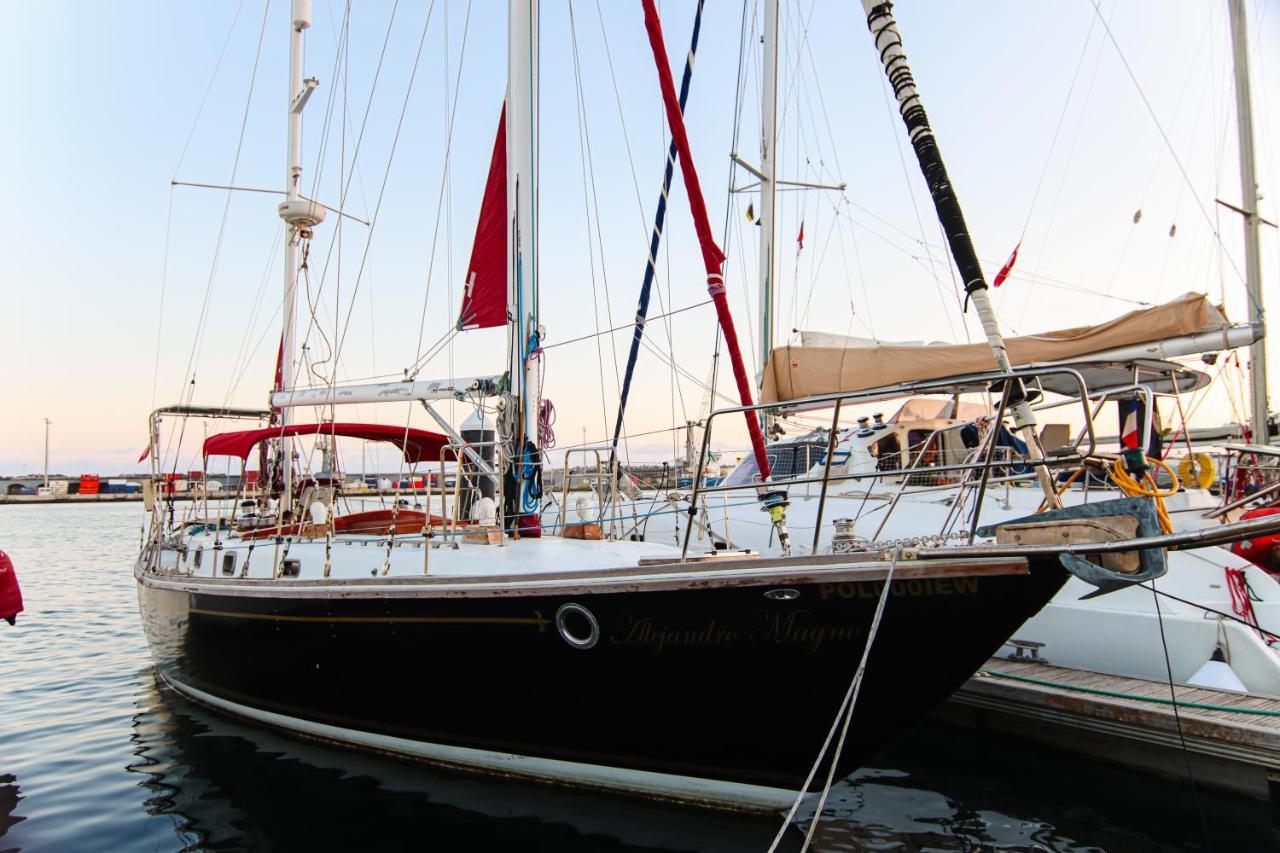 Alejandro Magno Bateau-hôtel *